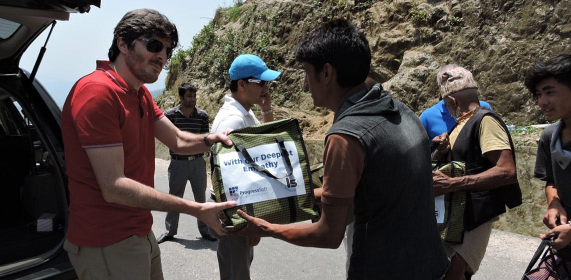 ProgressSoft と Integrated Solutions 株式会社 ネパールで地震救済活動を支援