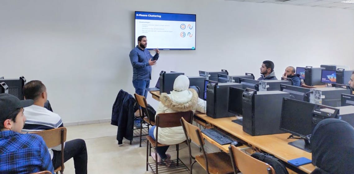 ProgressSoft、ヨルダン大学生向けの機械学習ワークショップを開催